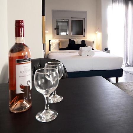 The Solon House-Self Check-In Hotel เอเธนส์ ภายนอก รูปภาพ