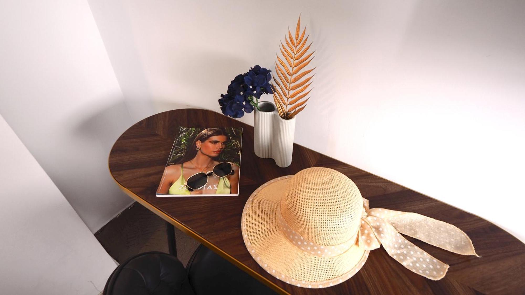 The Solon House-Self Check-In Hotel เอเธนส์ ภายนอก รูปภาพ